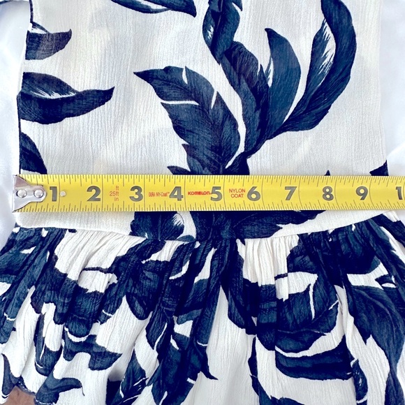 RB Couture Navy and Off White Off Shoulder Top - Picture 9 of 13